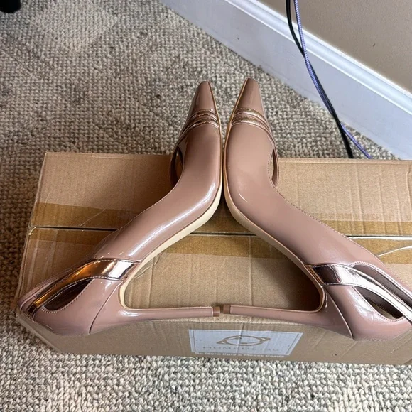 NWOT • Nine West • Women's Findme Pump • Clay/Gold • Size 10M • FABULOUS! - Picture 7 of 17